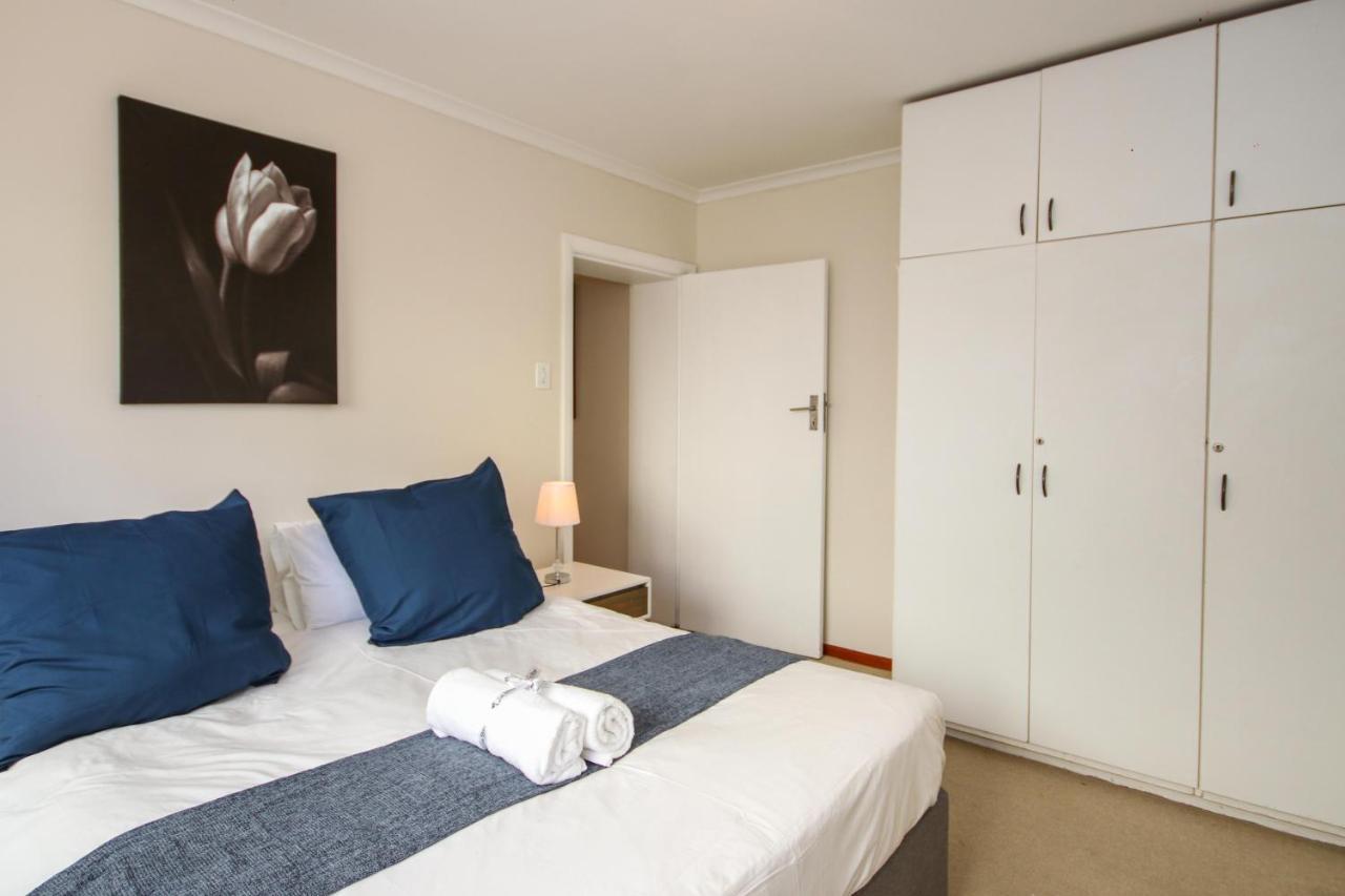 Holiday Home In Sea Point, Fresnaye Cape Town Eksteriør bilde