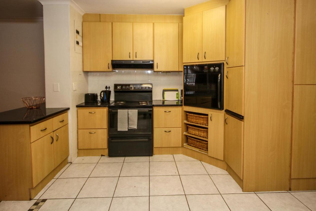 Holiday Home In Sea Point, Fresnaye Cape Town Eksteriør bilde
