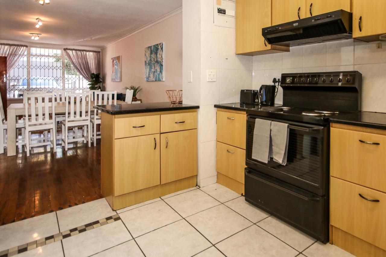 Holiday Home In Sea Point, Fresnaye Cape Town Eksteriør bilde